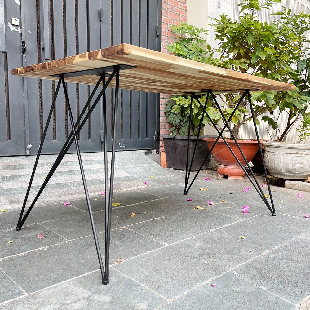 Bàn ăn chữ nhật 140x80cm gỗ tràm chân sắt Hairpin pro Bàn ăn chữ nhật 140x80cm gỗ tràm chân sắt Hairpin pro - hình 1