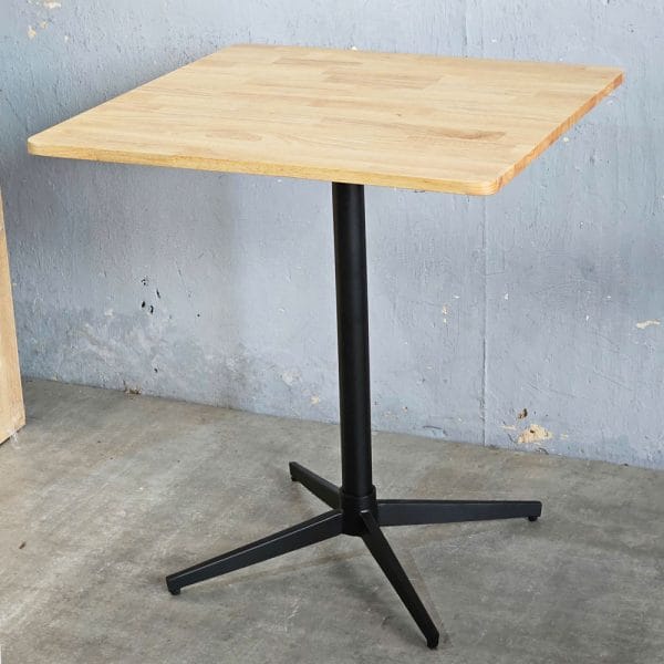 Bàn cafe vuông 70x70cm gỗ cao su CFD68272 - hình 1