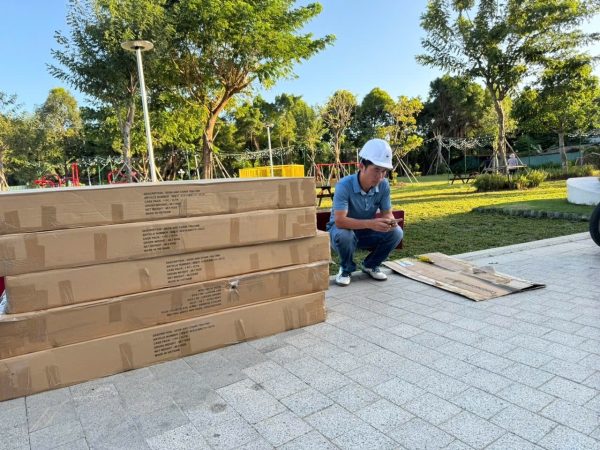 Bàn ghế ban công chung cư giá rẻ: Gọn – Rẻ – Đẹp cho ban công dưới 3m²