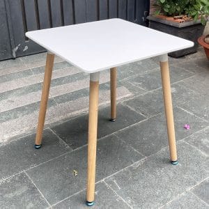 Bộ bàn ghế cafe mặt vuông chân gỗ C - hình 1