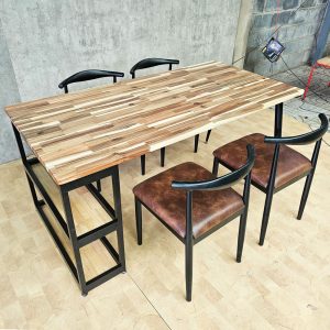 Combo bàn ăn chữ nhật và 4 ghế Bull sắt - hình 1
