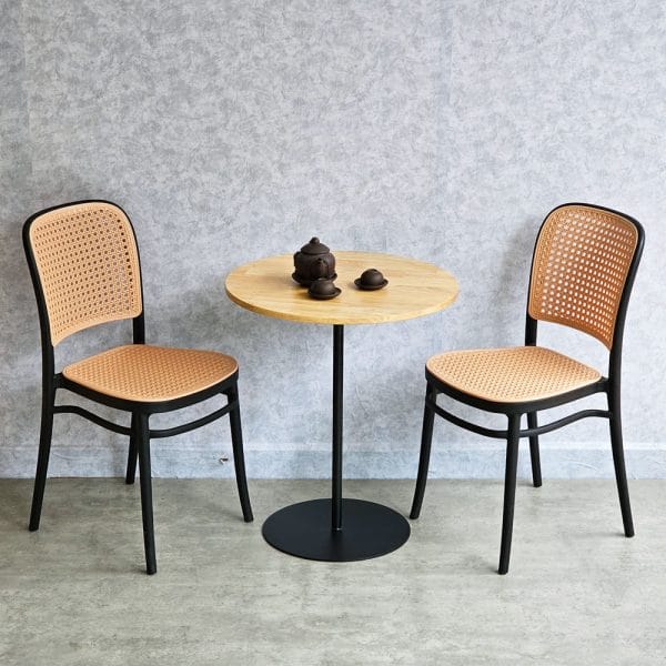 Combo bàn cafe tròn 60cm và 2 ghế cafe nhựa C - hình 2
