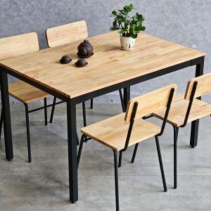 Combo bộ bàn ăn đơn giản và 4 ghế gỗ cao su chân sắt - hình 1