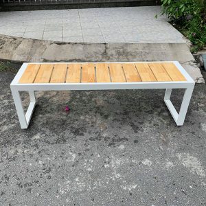 Ghế băng khung sắt gỗ cao su (120x40x45cm) GA68009 - hình 3