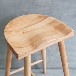 Ghế bar gỗ cao su mặt cong phong cách G - hình 1