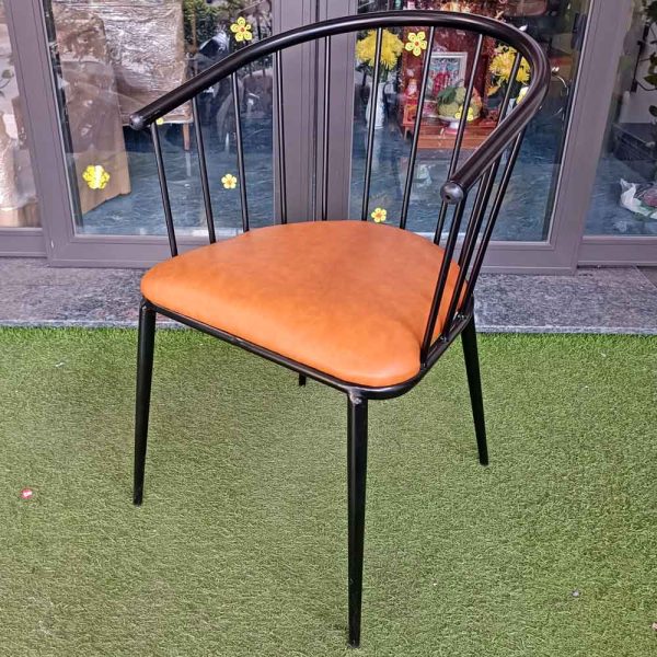 Ghế cafe Genny khung sắt sơn tĩnh điện có lót nệm - hình 1