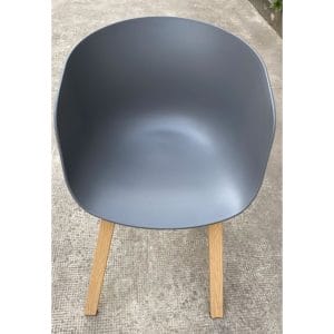 Ghế Eames lưng nhựa chân sắt sơn giả gỗ - hình 1