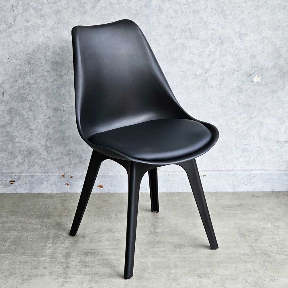 Ghế Eames nhựa đúc có lót nệm Ghế Eames nhựa đúc có lót nệm - hình 1