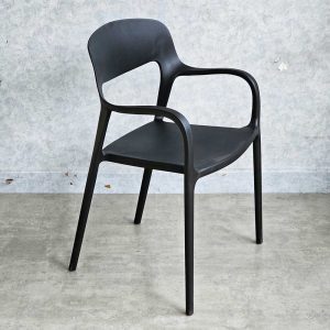 Ghế nhựa đúc liền khối có tay tựa - hình 1